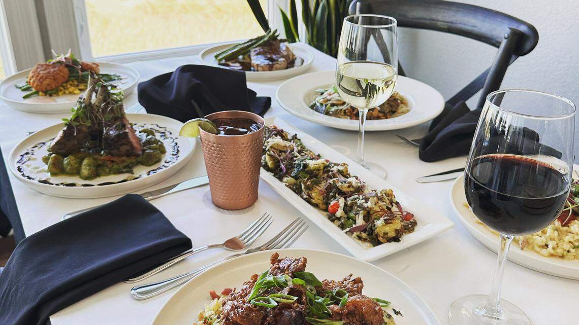 Cafe Pamlico offers breakfast, Sunday brunch and dinner. Reservations are strongly encouraged.