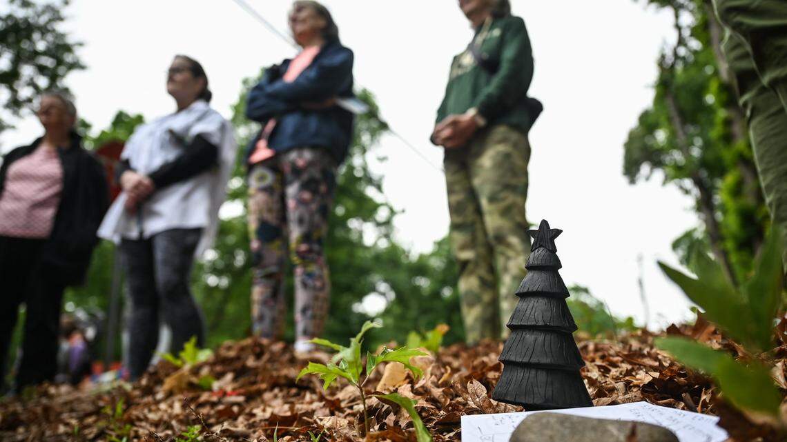 Development claims more tree canopy so an East Charlotte community had a funeral