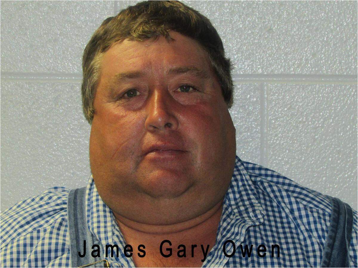 49-year-old James Gary Owen of Horse Shoe was arrested for misdemeanor resisting a public officer, after sheriff’s investigators in Henderson County, North Carolina, responded to a report of shots being fired in an area known for wildlife poaching.