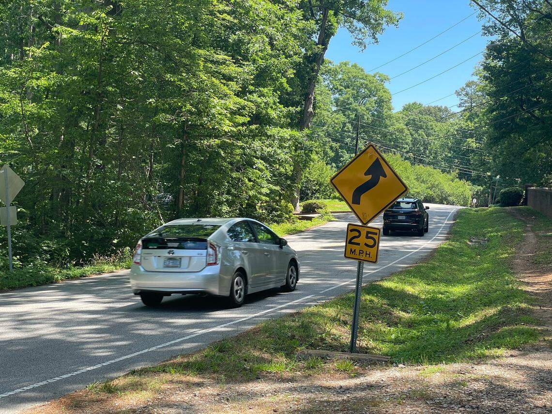 Yellow speed limit signs, such as this one on Blue Ridge Road in Raleigh, are called “advisory speed limit signs,” according to the Federal Highway Administration. They are posted for “a small portion or isolated section of a roadway (e.g., a sharp curve, an exit ramp) to inform a driver of a safe driving speed.”