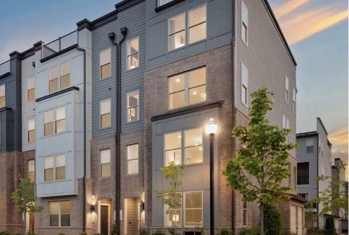 The proposed Knox Crossing development will include 413 apartments and townhomes, like those pictured here, 30 units affordable to teachers, firefighters and police, and 87,000 square feet of commercial space.