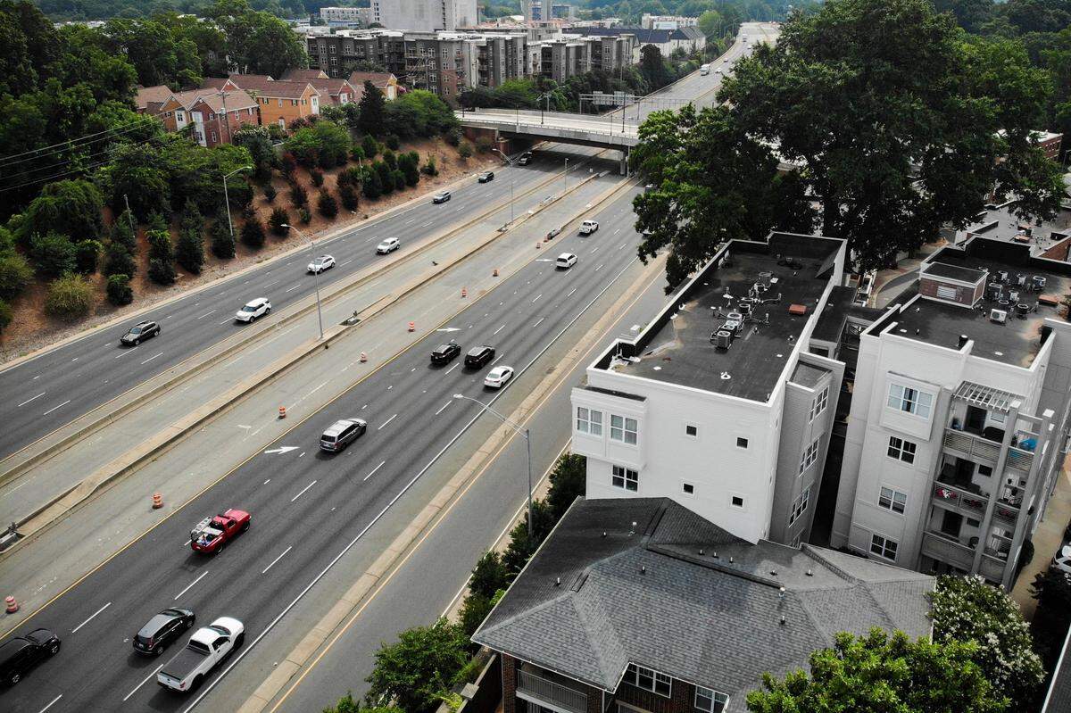 A condo formerly belonging to Dan Johnson overlooks the Independence Expressway in Charlotte.