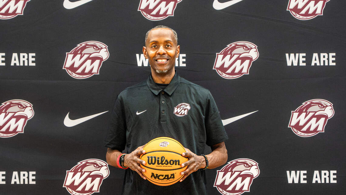 Kory Bridges hired to lead West Meck girls’ hoops in AD Ryan Lutz’s rebuild plan