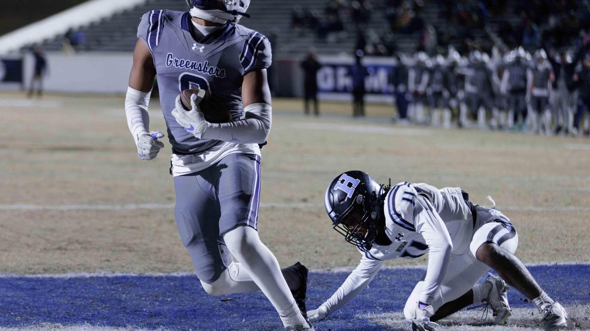 Grimsley’s DJ Howerton (9) catches the touchdown pass. Grimsley would host the Hough Huskies in the NCHSAA 4A quarterfinals Friday December 6, 2024.