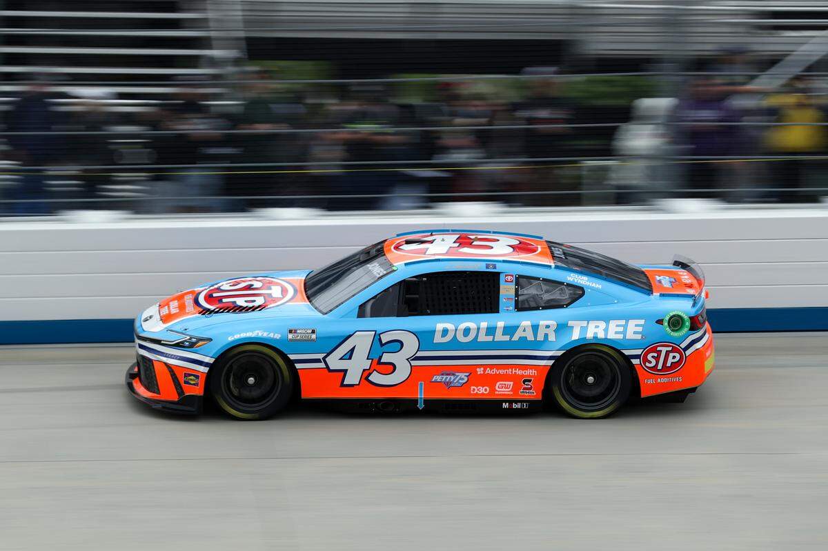 Apr 27, 2024; Dover, Delaware, USA; NASCAR Cup Series driver Corey Heim (43) during practice and qualifying for the Wurth 400 at Dover Motor Speedway.