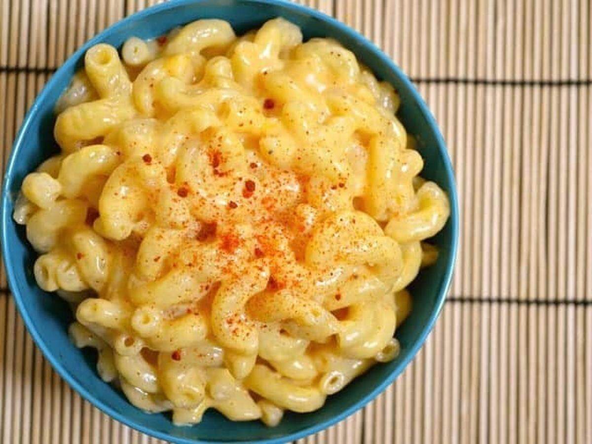 The mac and cheese at Dee’s Vegan To Go is gluten-free and soy-free.