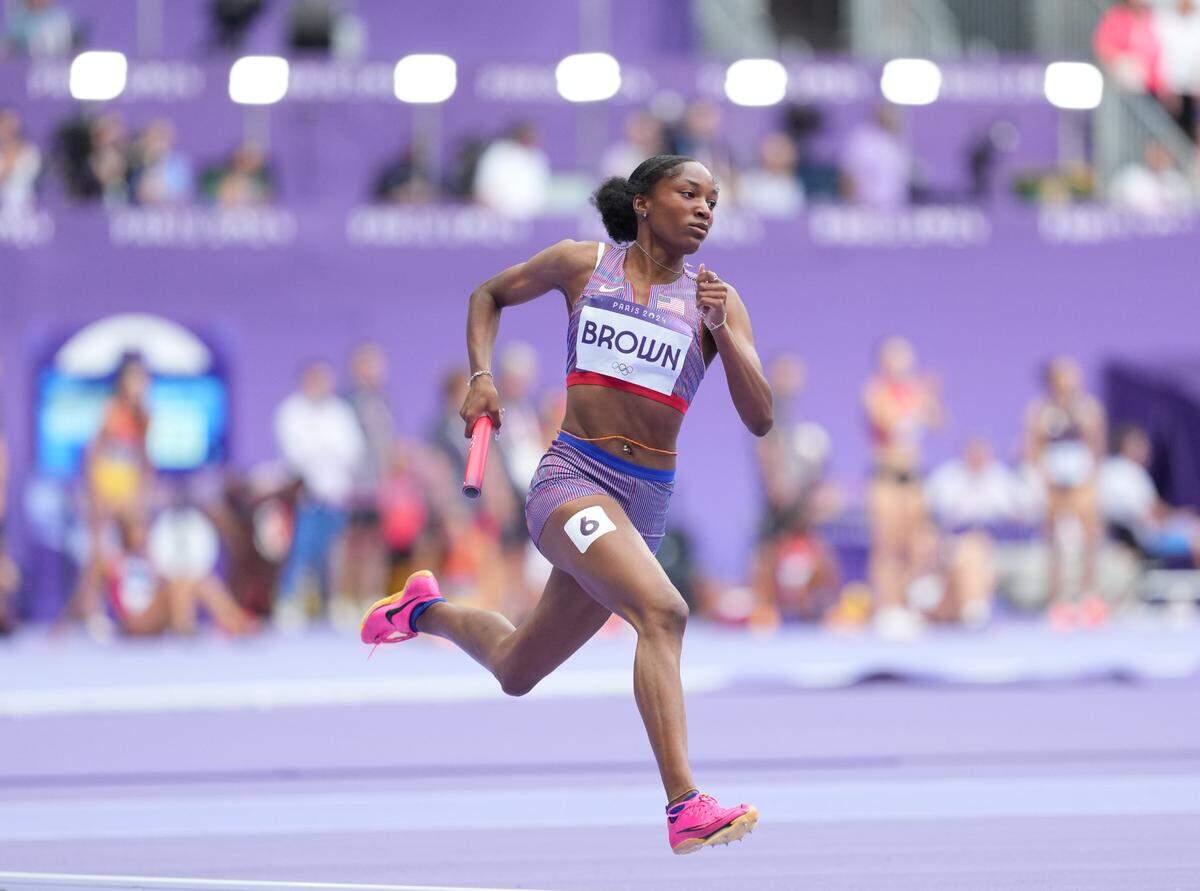 Aug 9, 2024; Saint-Denis, FRANCE; Kaylyn Brown (USA) in the women’s 4x400m relay heats during the Paris 2024 Olympic Summer Games at Stade de France. Mandatory Credit: James Lang-USA TODAY Sports