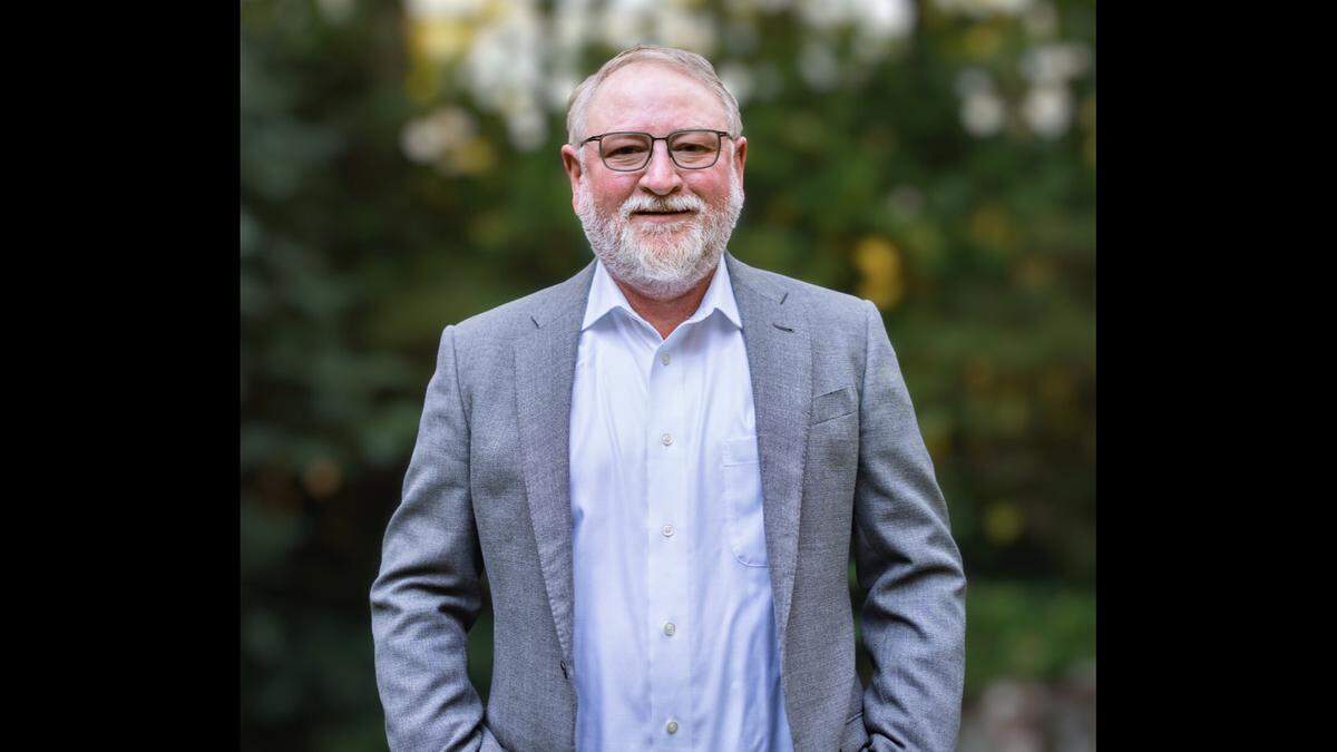Paul Maddox is a candidate for the 11th Congressional District seat