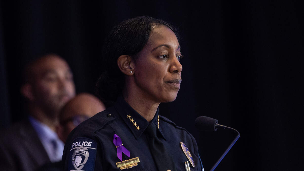 FBI investigating Charlotte police for racist messages, civil rights violations