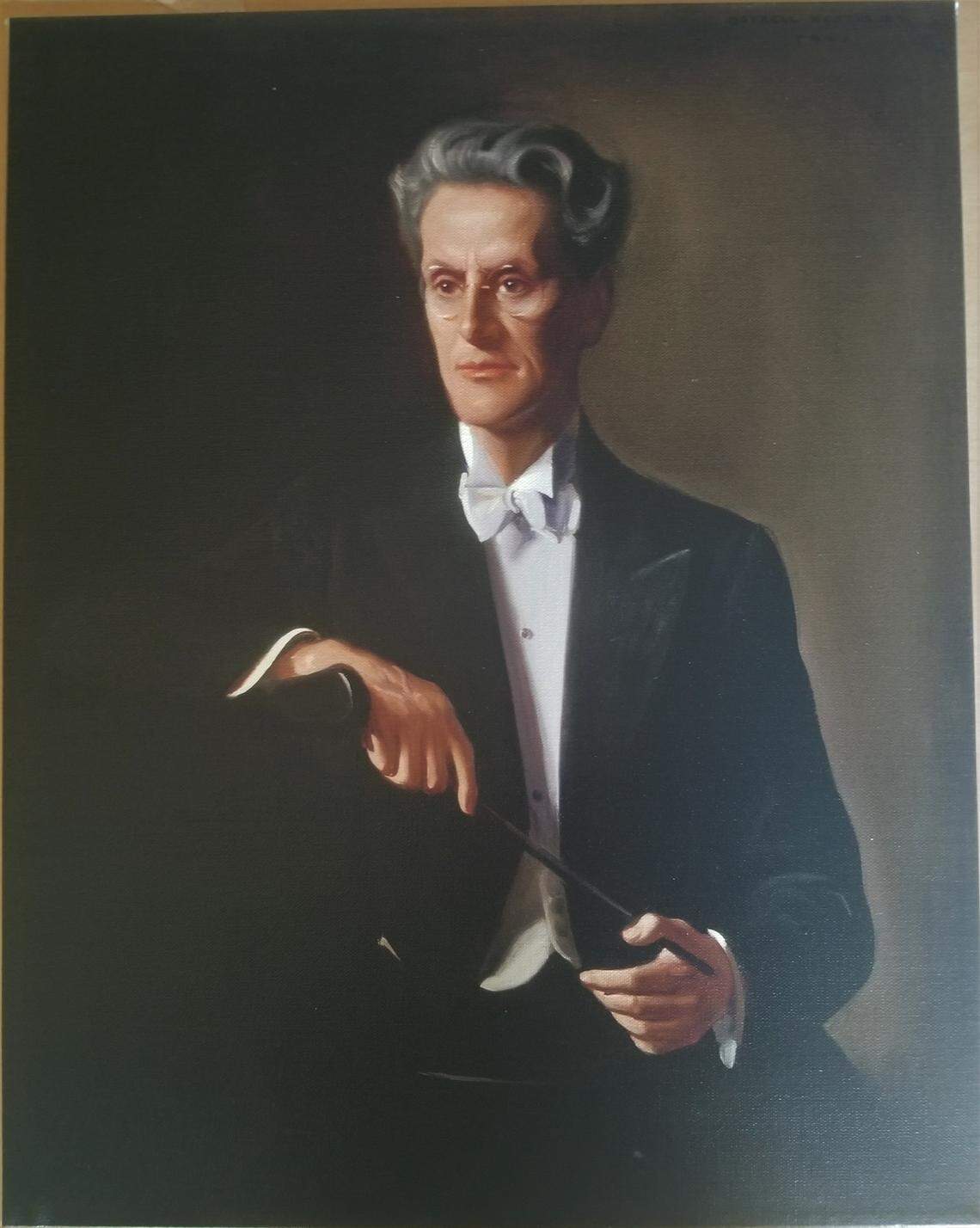Guillermo de Roxlo was the Charlotte Symphony’s first music director. de Roxlo, who had fled his native Spain during the Spanish Civil War, led the orchestra from 1932 until 1944.
