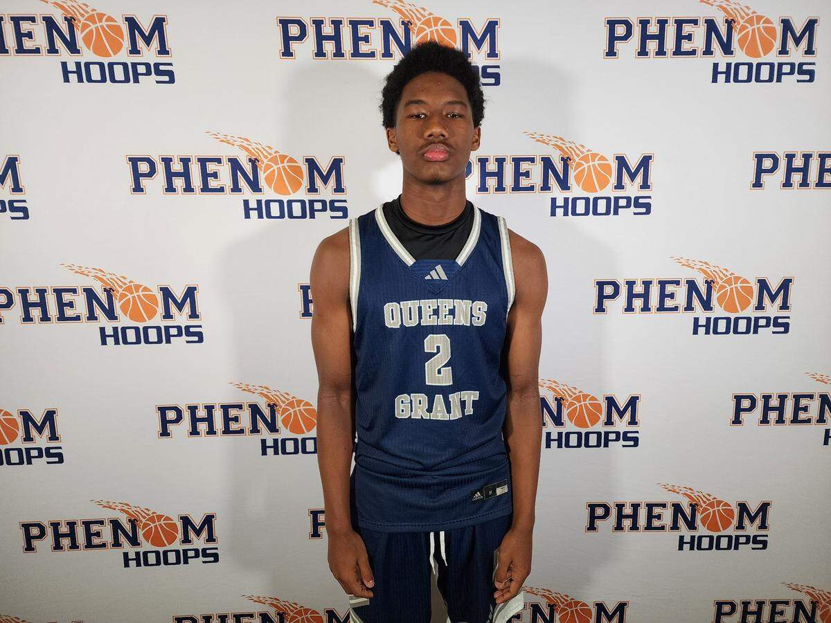 Queen’s Grant guard Bobby Montgomery had 29 points against Combine Academy at the Phenom Hoops’ Carmel Christian Tip-off Friday, November 5, 2025