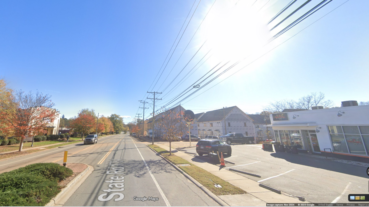 The body was found in the 2700 block of Rozzelles Ferry Road at 2:30 a.m., CMPD said.
