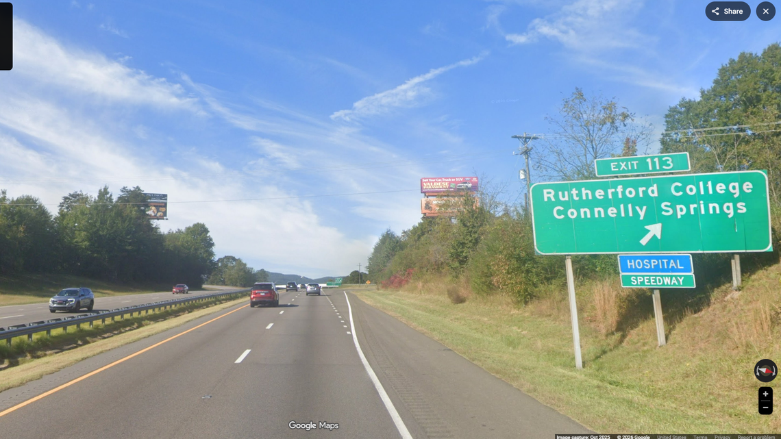 Driver discovers a body along I-40 in North Carolina, sheriff says