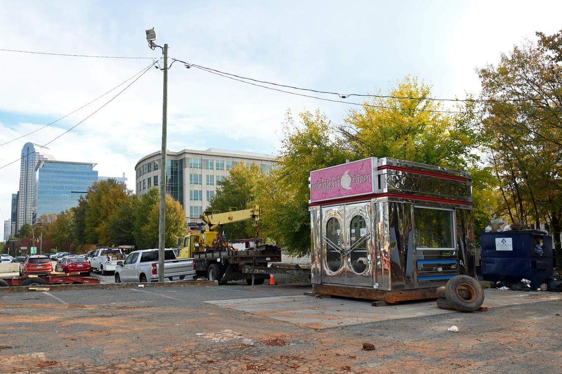 The front entrance to the Midnight Diner sits Wednesday in a parking lot near the businesses former location at East Carson Boulevard.