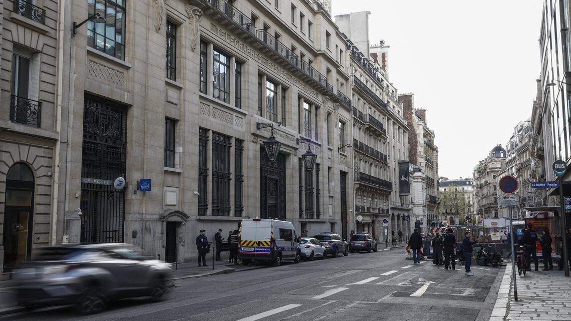Attempted bombing of Bank of America’s main Paris office thwarted by police