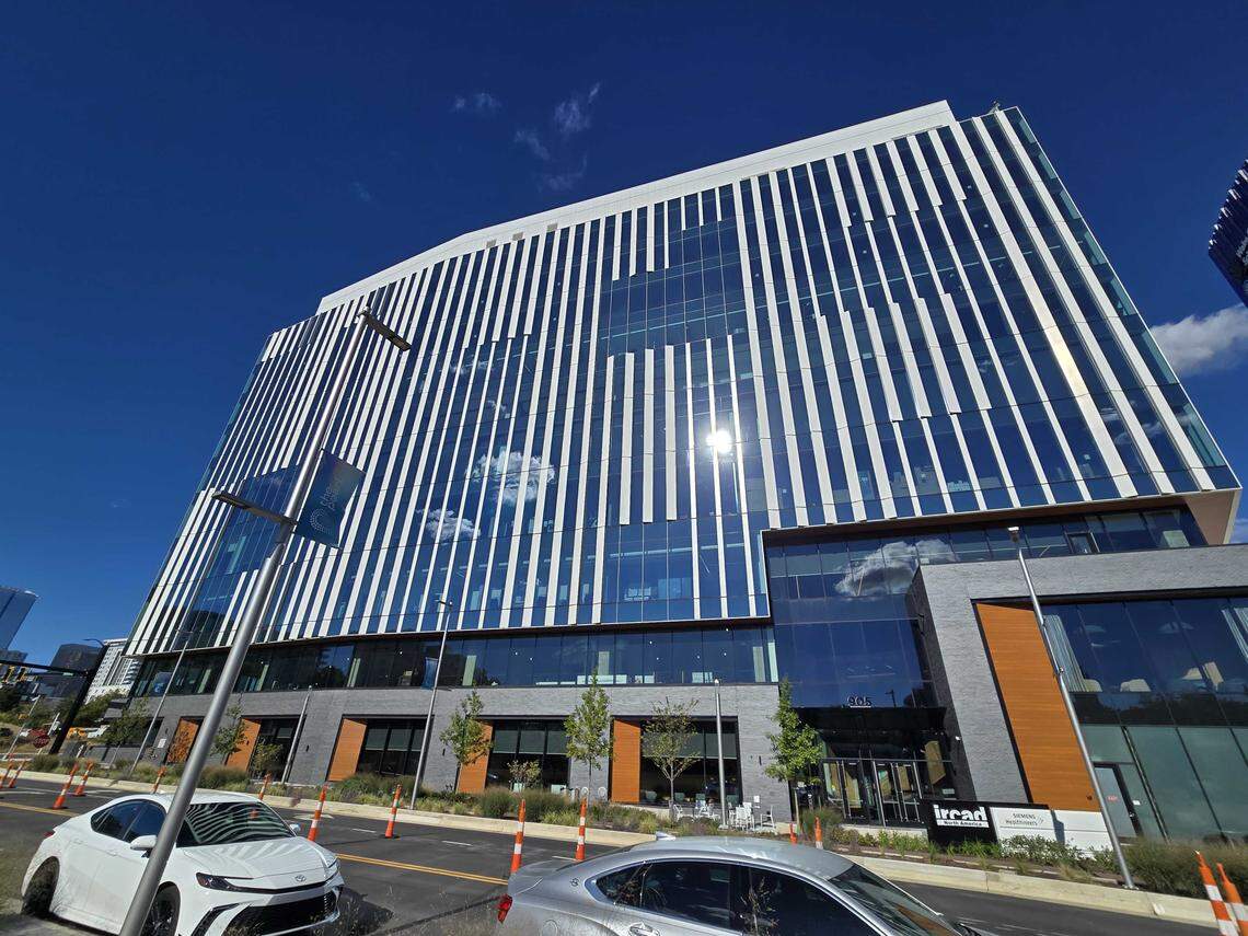 In Charlotte, Siemens Healthineers opens med tech center | Charlotte ...