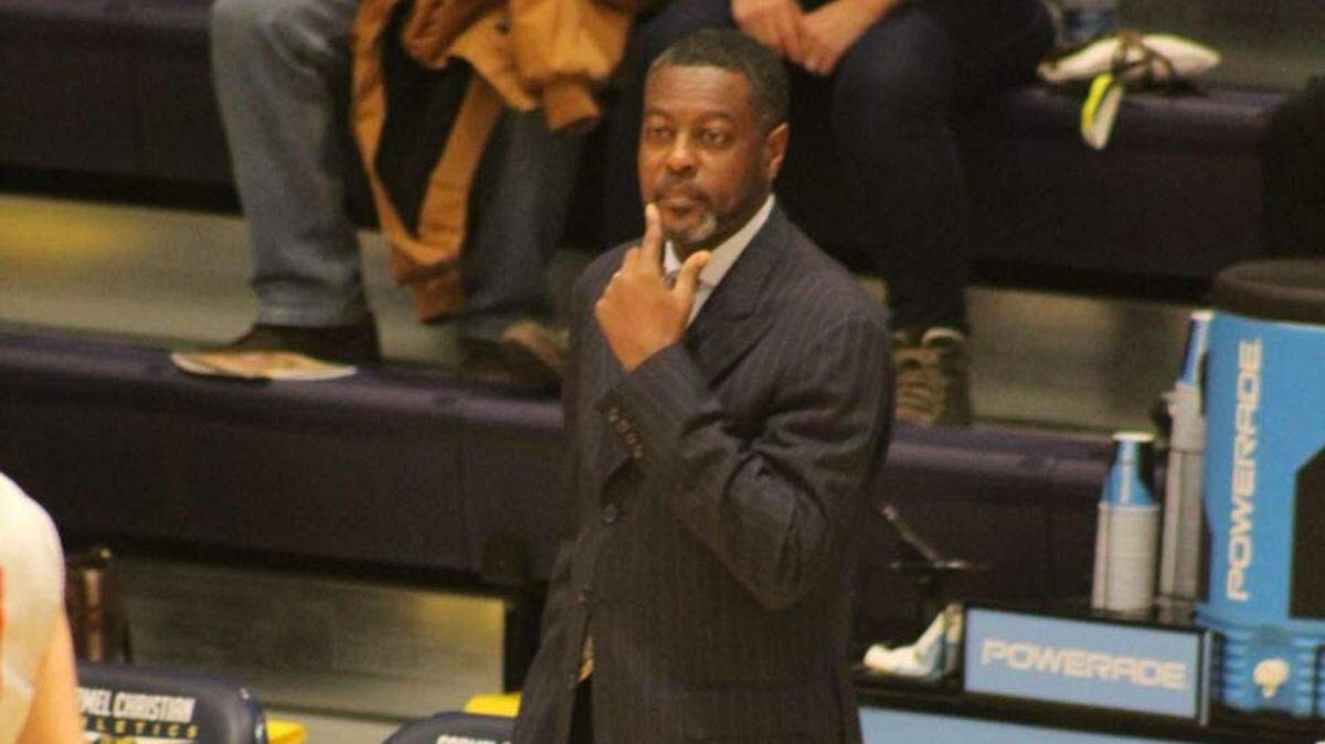 Former Carmel Christian assistant coach Joe Badgett is a former Charlotte 49ers player and Reidsville High star