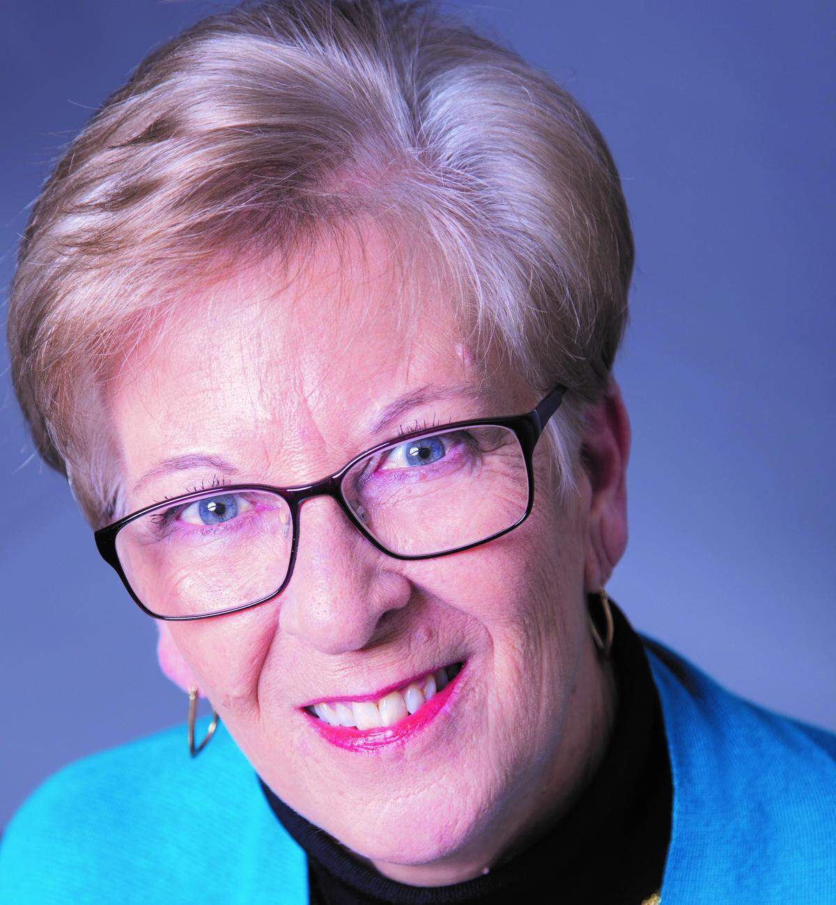 Linda Reynolds