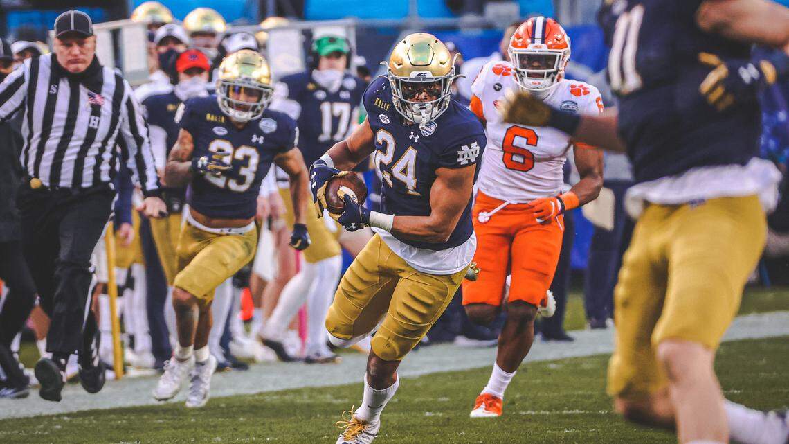 Notre Dame tight end Tommy Tremble (24) was drafted by the Carolina Panthers in the third round.