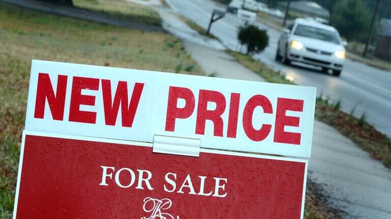 Where are homes selling for above asking price in Charlotte? This map breaks it down