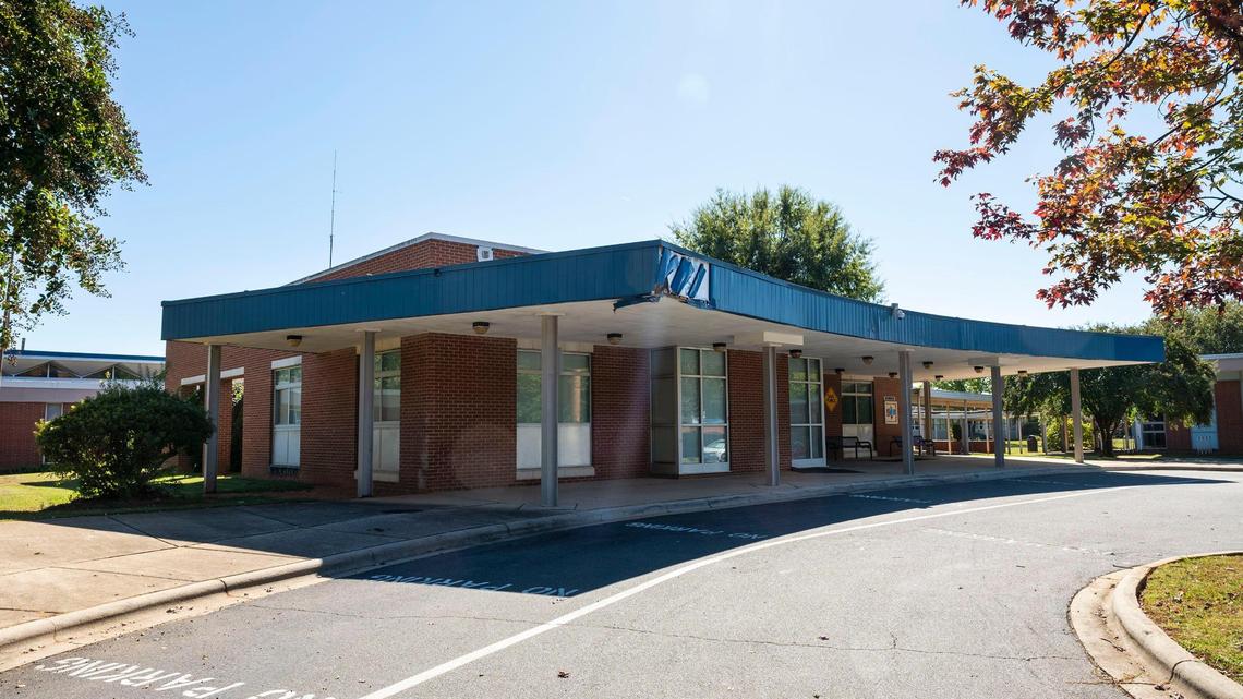 Mecklenburg County wants affordable housing for teachers at former school site
