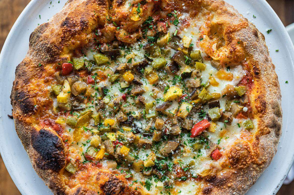 A Vegetariana Pizza from Mama Ricotta’s in Charlotte.