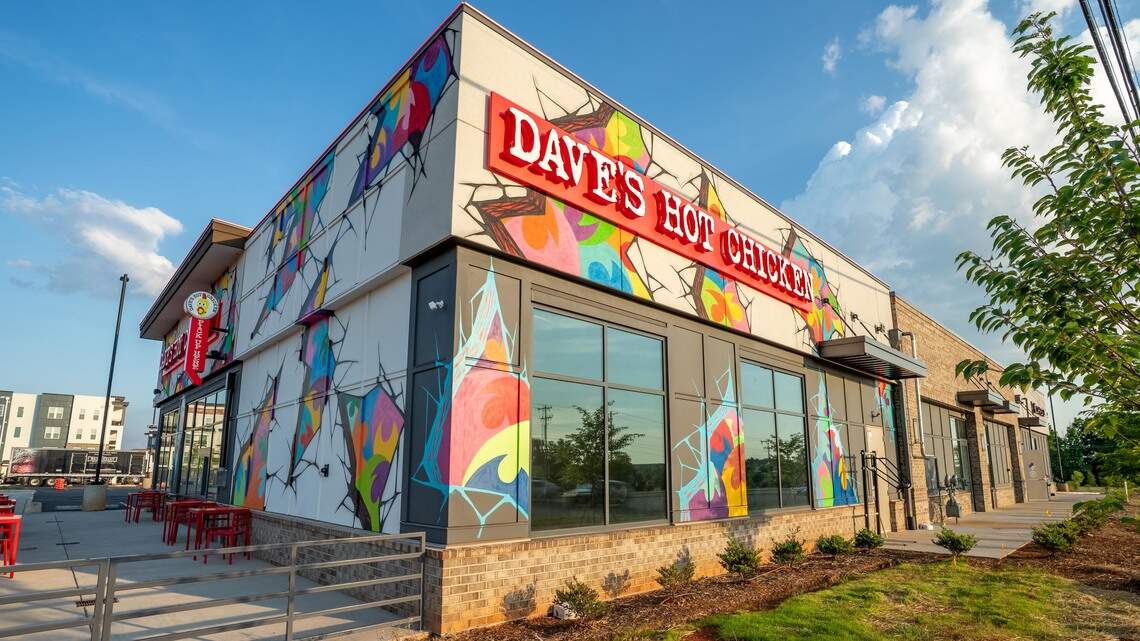 Viral ‘blows your mind’ chicken restaurant plans first Manatee location