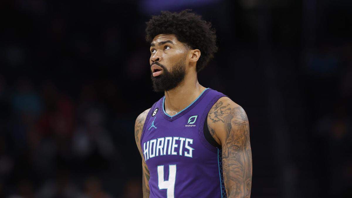 Mar 11, 2023; Charlotte, North Carolina, USA; Charlotte Hornets center Nick Richards (4) looks up at the scoreboard during the first half against the Utah Jazz at Spectrum Center. Mandatory Credit: Brian Westerholt-USA TODAY Sports
