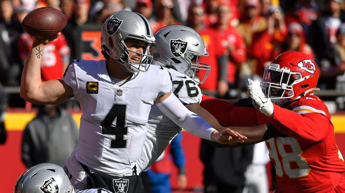 Las Vegas quarterback Derek Carr (4) could be on the move this offseason with a new head coach leading the Raiders.