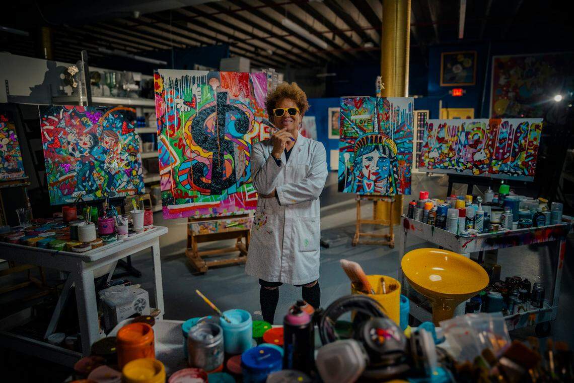 Brazilian-born and Miami resident Romero Britto blends pop art with cubism in paintings and sculptures to “inspire happiness.” His influences include masters Pablo Picasso, Henry Matisse and Andy Warhol, creating a new artistic style using vibrant, bold and colorful patterns.