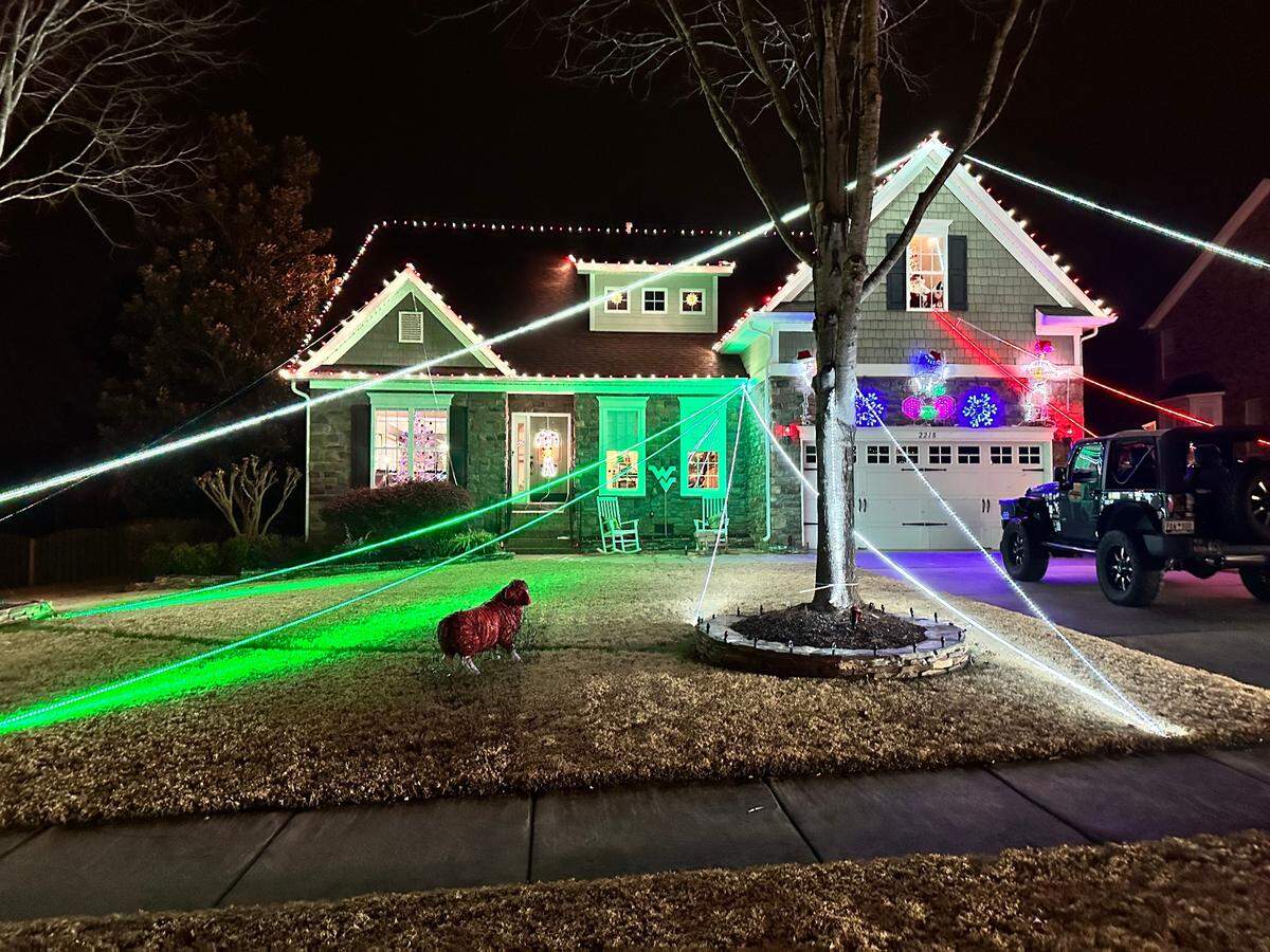 2218 Creek View Ct in Fort Mill