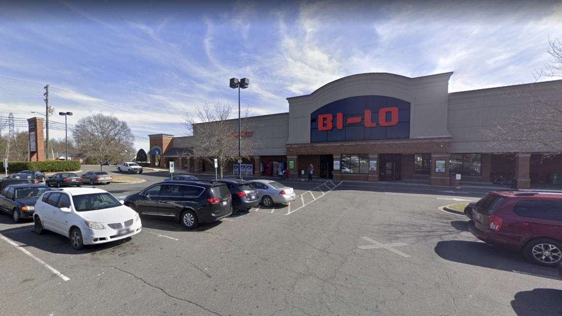 Man charged with attempted murder in car shooting outside Charlotte Bi-Lo, police say