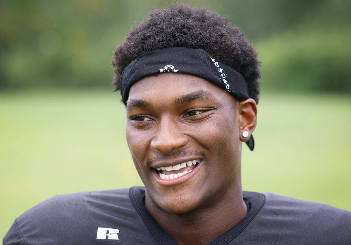 Forest Hills High School wide receiver Jerel Bolder has committed to play at North Carolina State.