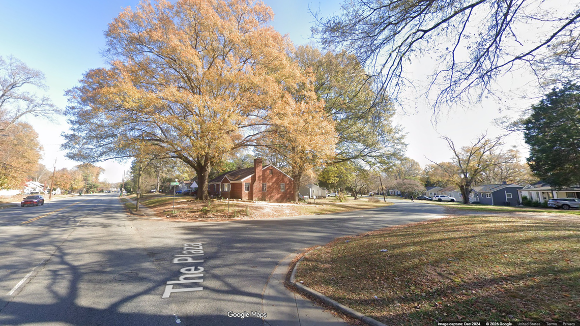 Gunfire in the middle of the night kills one person, wounds a second, CMPD says