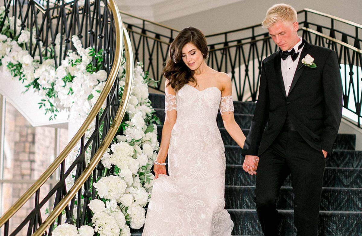 Karen Greenoe of Lily Greenthumbs advises investing in a stunning floral statement piece for the big day.