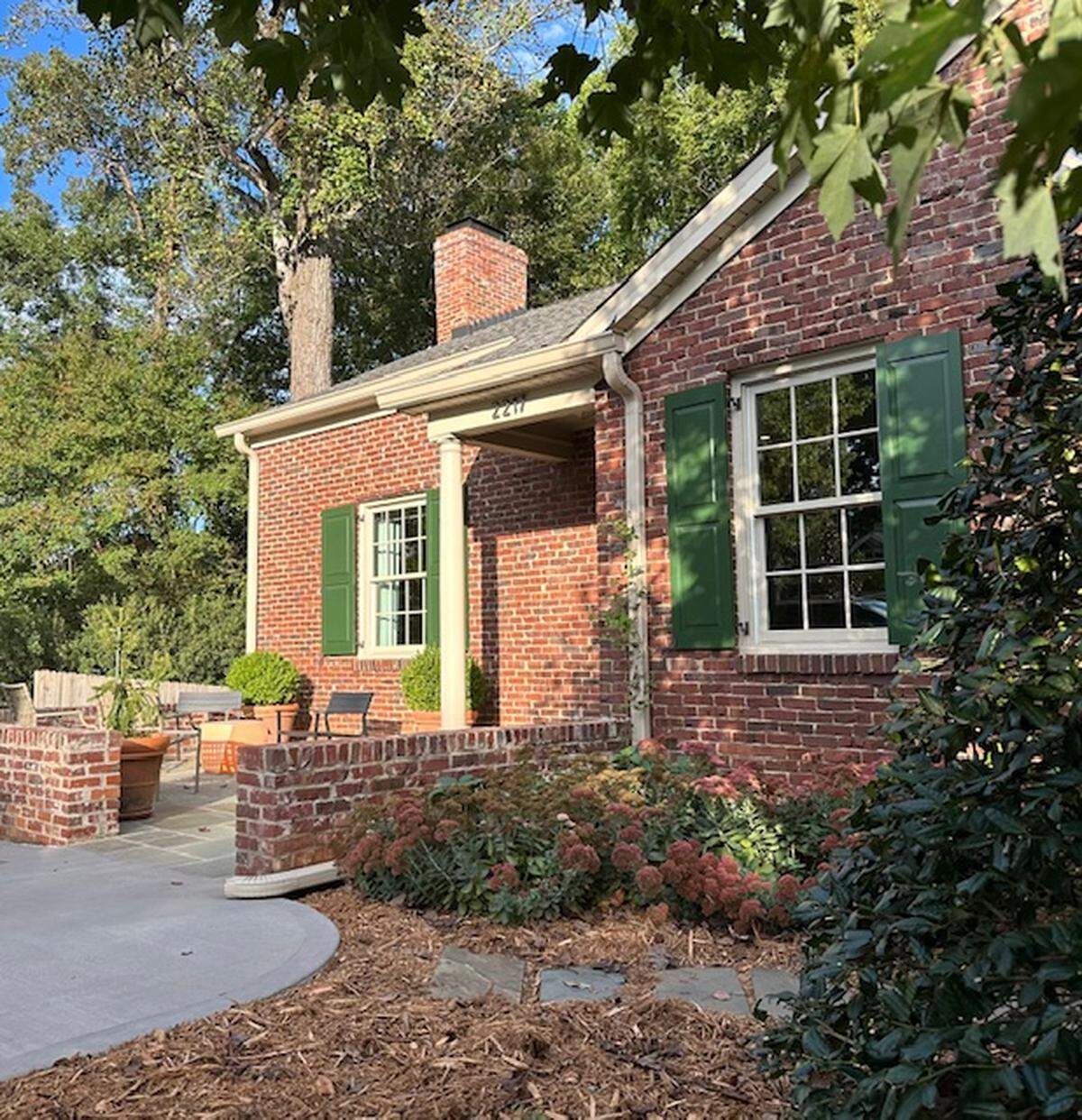 Work on the Edgewood home at 2217 Sharon Road maintained the scale and look of the house to match the character seen elsewhere in the Historic Myers Park District. 