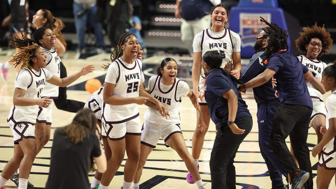 Mallard Creek’s girls beat Wilmington Hoggard to win school’s first state title