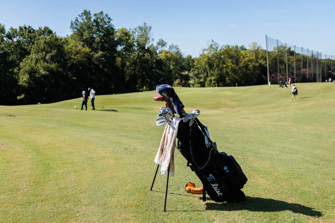 Which are the top public, semi-private golf courses in the greater Charlotte-area?