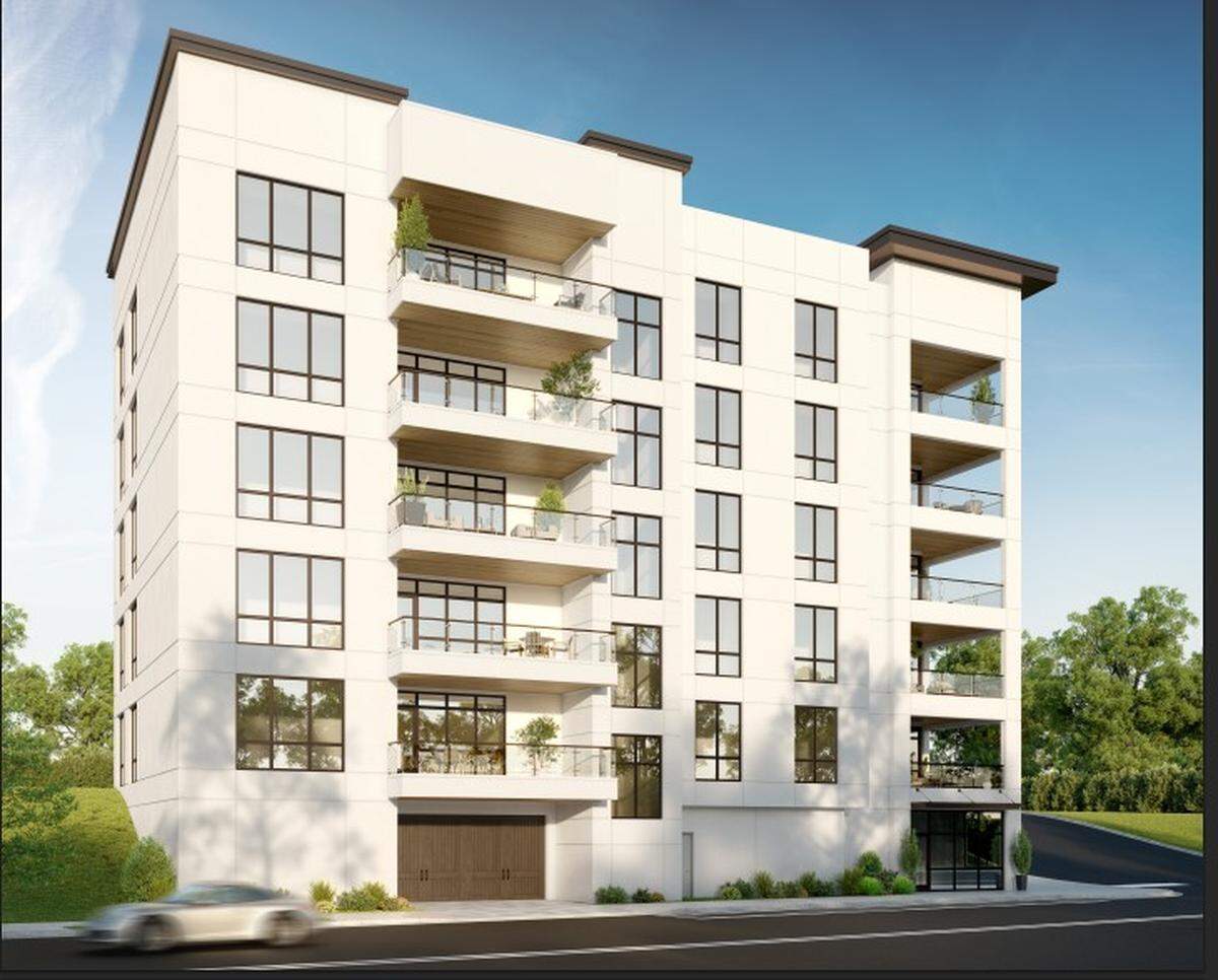 A Lake Norman couple plans to develop a mixed-use condominium building in Cornelius near the lake.