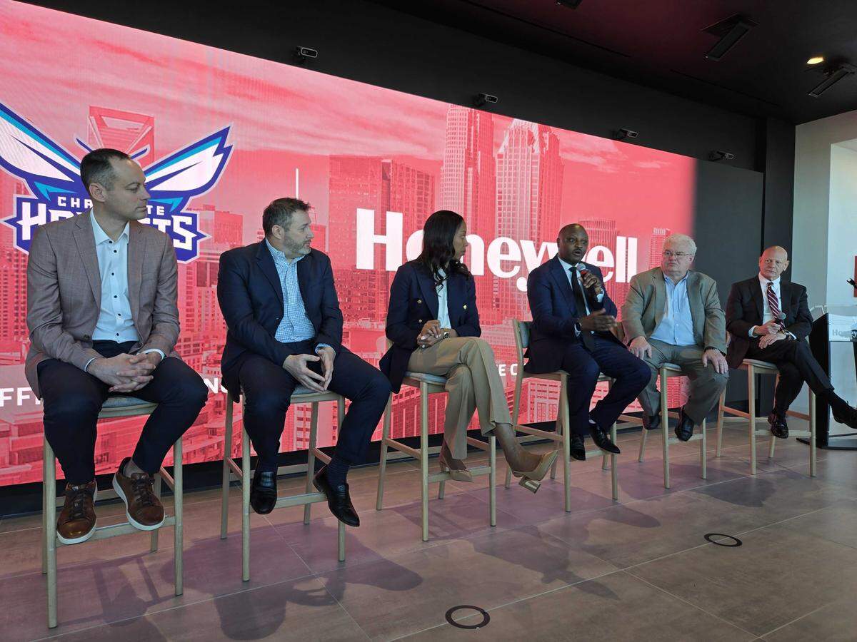 Leaders from the Charlotte Hornets and Honeywell talk to media outlets about a strategic partnership to use AI and other technologies to improve experiences for players and guests at the Spectrum Center and the Novant Health Performance Center.