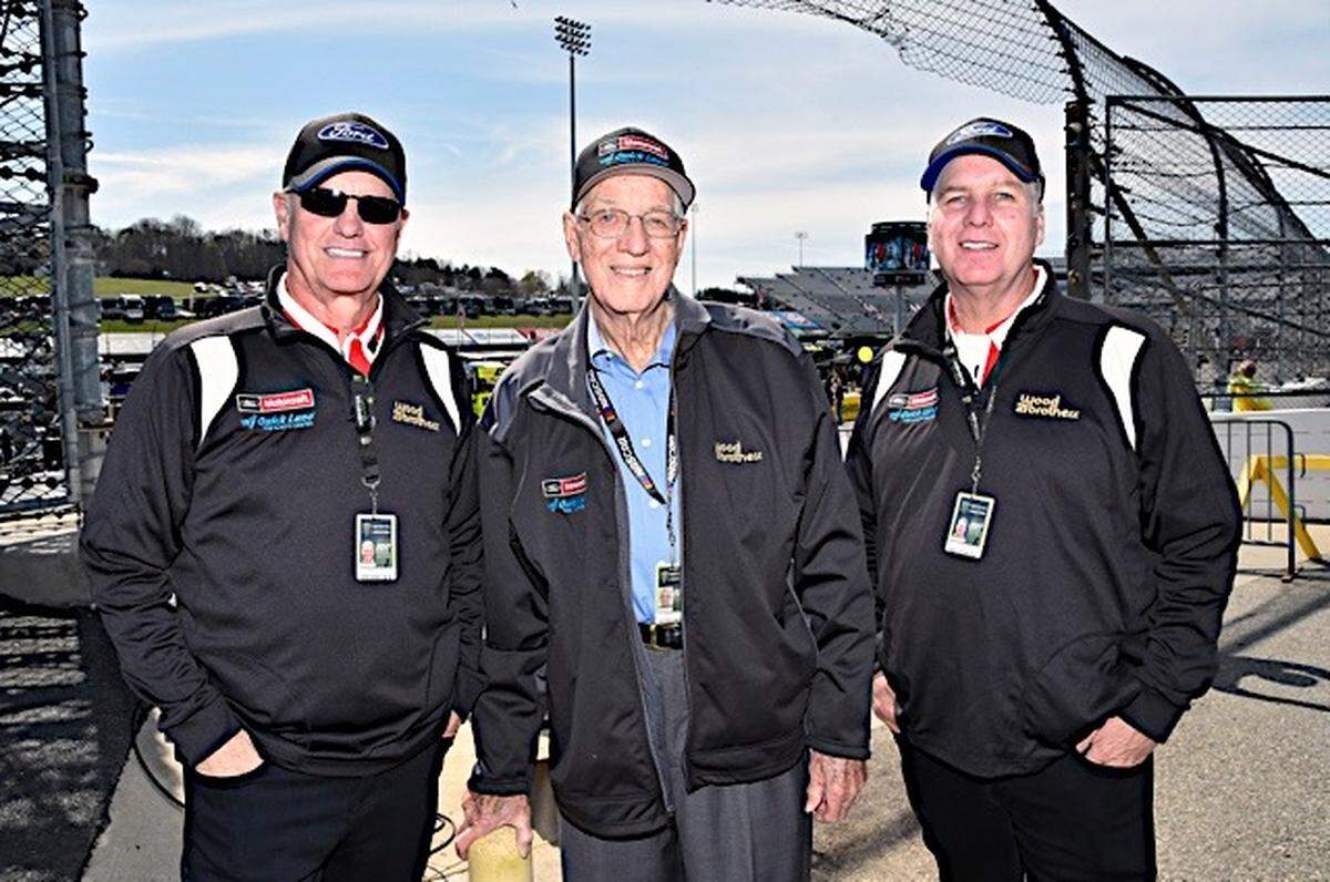 2017 Monster Energy NASCAR Cup Series STP 500 Martinsville Speedway, Martinsville, VA USA Sunday 2 April 2017 Eddie Wood, Glen Wood and Len Wood. World Copyright: Nigel Kinrade/NKP