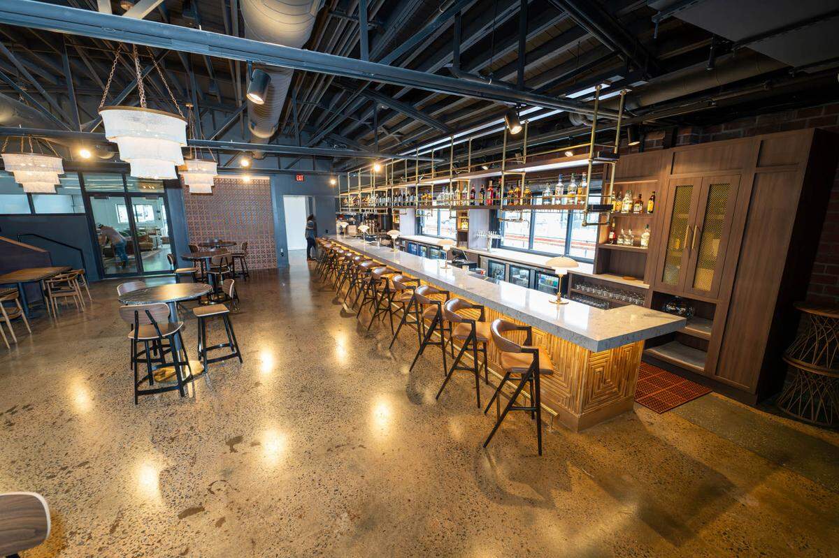 The pre-renovations bar inside The Annex at Rally.