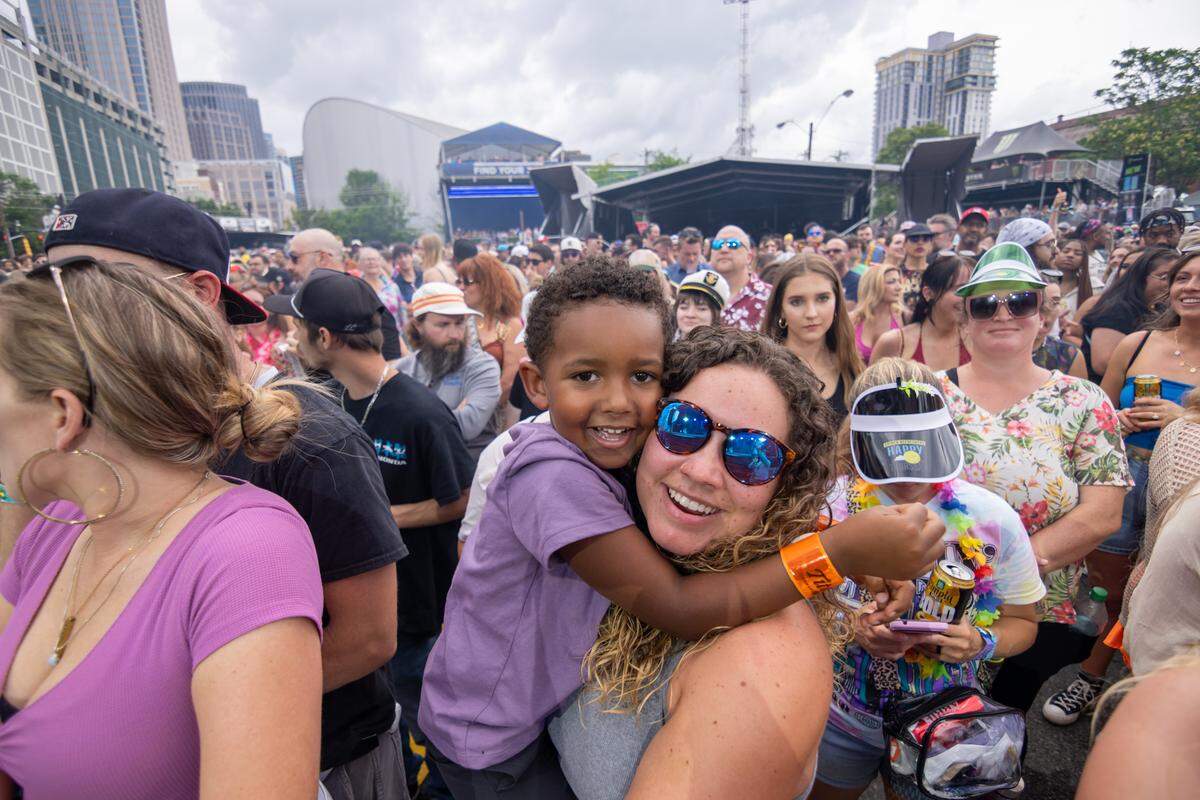 Fans at Lovin’ Life Music Fest.