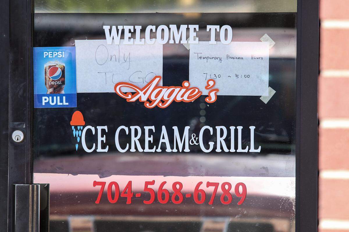 Aggie’s Ice Cream & Grill on April 4, 2020, during the COVID-19 pandemic.