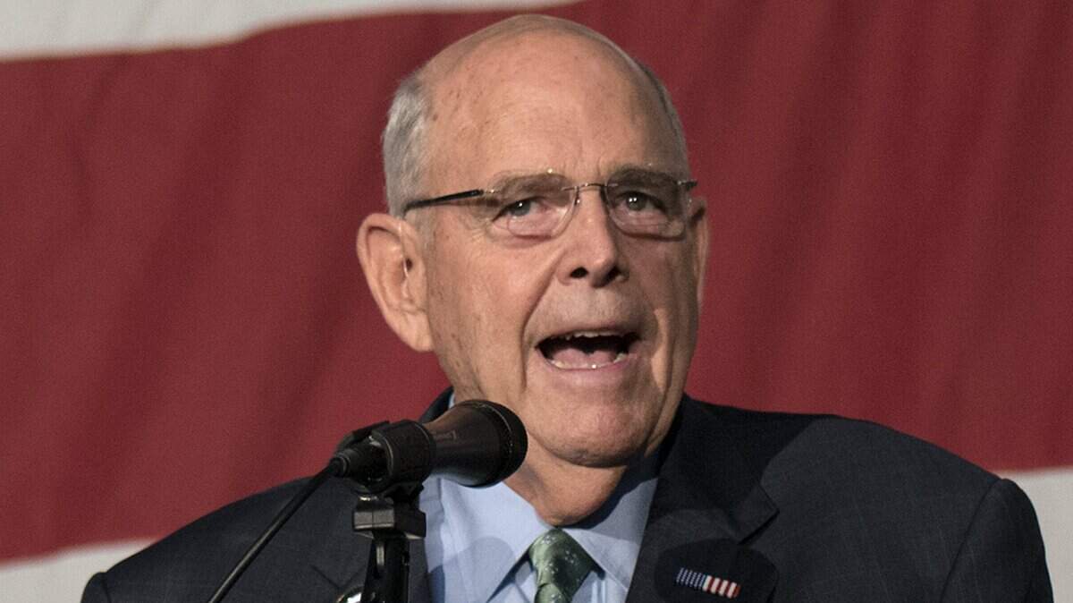 North Carolina Republican chairman Robin Hayes has been indicted for allegedly trying to funnel bribe money to the re-election campaign of the state’s insurance commissioner.