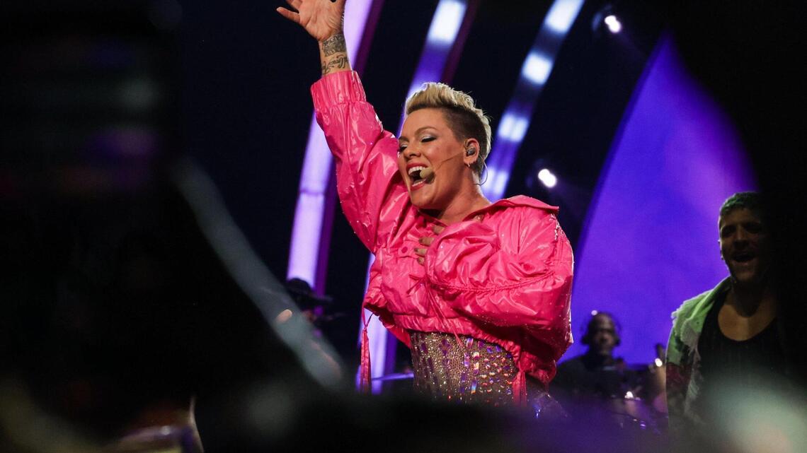 Review: At P!nk’s Charlotte show, real candy, eye candy and an eyeful of ‘fire stuff’