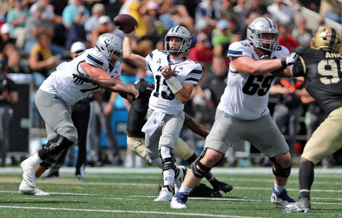 The Charlotte 49ers open American Athletic Conference play against the Rice Owls, who fell to the Army Black Knights in West Point, N.Y., this past weekend.