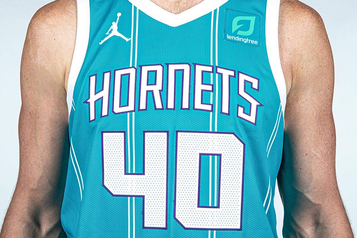 The new Charlotte Hornets uniforms for the 2020-21 season are a throwback to the 1988 originals.
