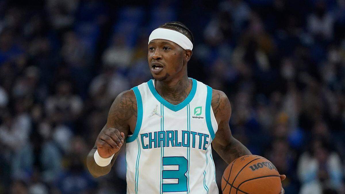 Charlotte Hornets guard Terry Rozier against the Golden State Warriors during an NBA basketball game in San Francisco, Wednesday, Nov. 3, 2021. (AP Photo/Jeff Chiu)