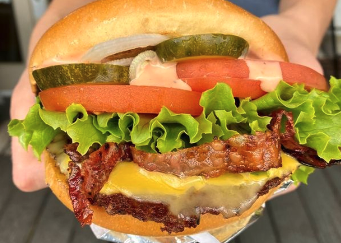 Davidson Ice House’s classic with bacon burger.